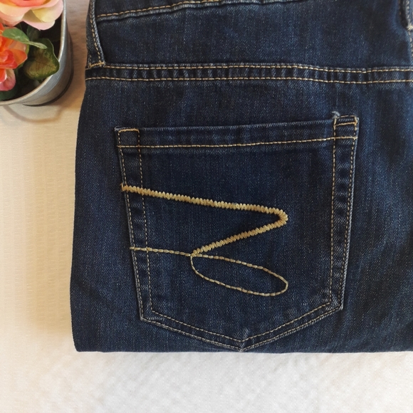 Seven 7 | Bermuda cuffed blue jean shorts - Picture 3 of 14